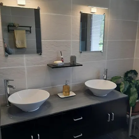 Dei Sogni, With Private Pool ,roof Terrace And Spectacular Views Of Monaco And Ligurian Mountains * Vallebona