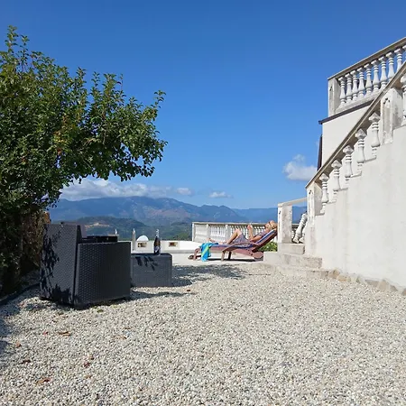 Villa Dei Sogni, With Private Pool ,roof Terrace And Spectacular Views Of Monaco And Ligurian Mountains