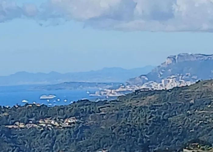 Dei Sogni, With Private Pool ,roof Terrace And Spectacular Views Of Monaco And Ligurian Mountains Villa Vallebona