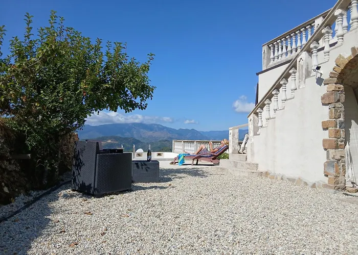 Villa Dei Sogni, With Private Pool ,roof Terrace And Spectacular Views Of Monaco And Ligurian Mountains